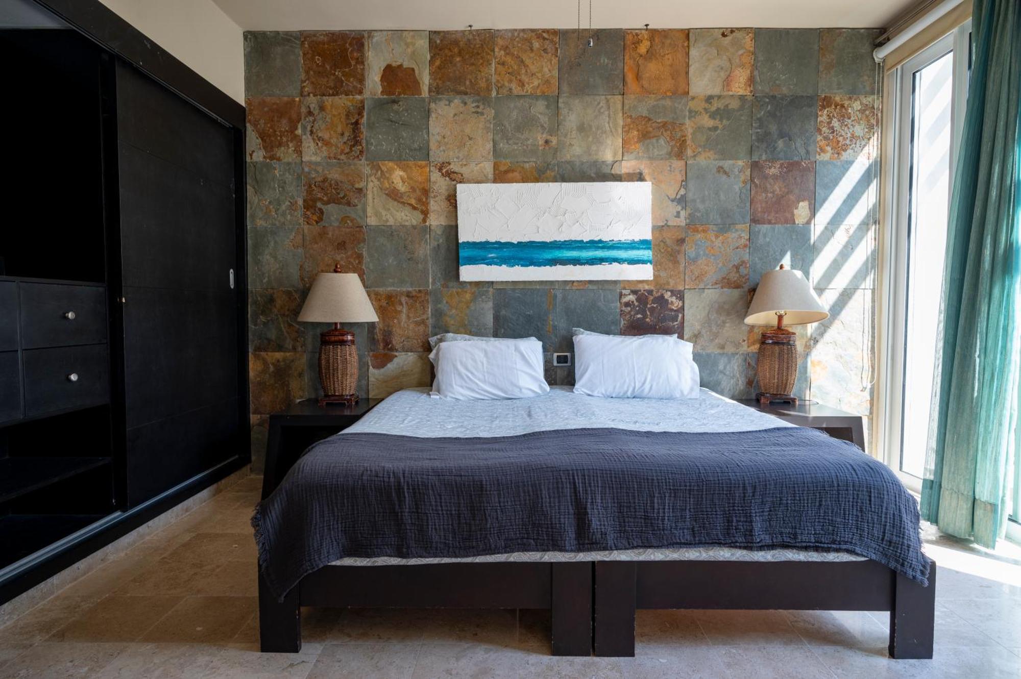 Apartment Spacious & Serene Penthouse With Rooftop, Jungle Views, Prime Location Steps To & 5th Ave Playa del Carmen