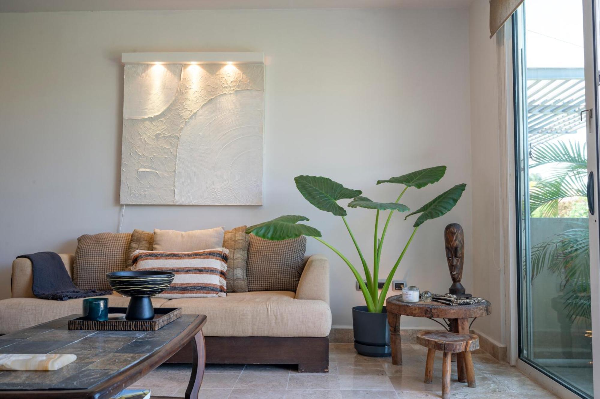 Spacious & Serene Penthouse With Rooftop, Jungle Views, Prime Location Steps To & 5th Ave Apartment Playa del Carmen