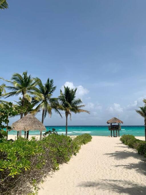 Stylish Condo, 2bdr, Steps To 5th Ave, Close To Beach! * Playa del Carmen