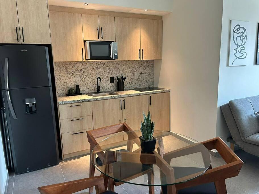 Stylish Condo, 2bdr, Steps To 5th Ave, Close To Beach! * Playa del Carmen