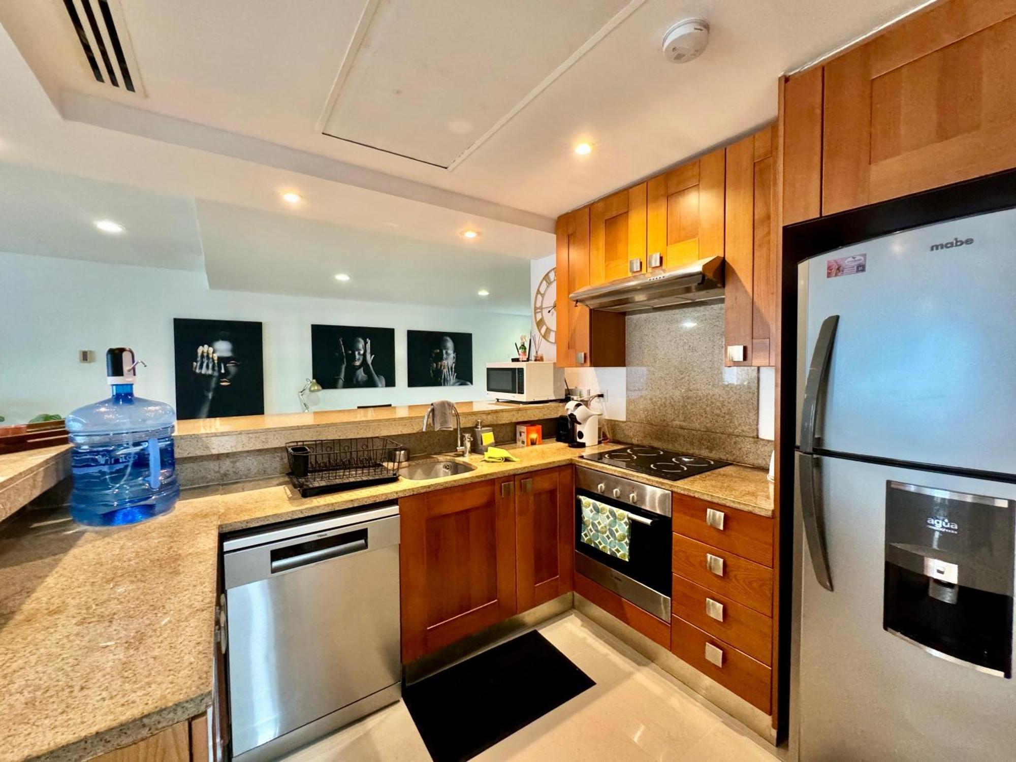 3 Bedroom Heart Playa! Apartment *