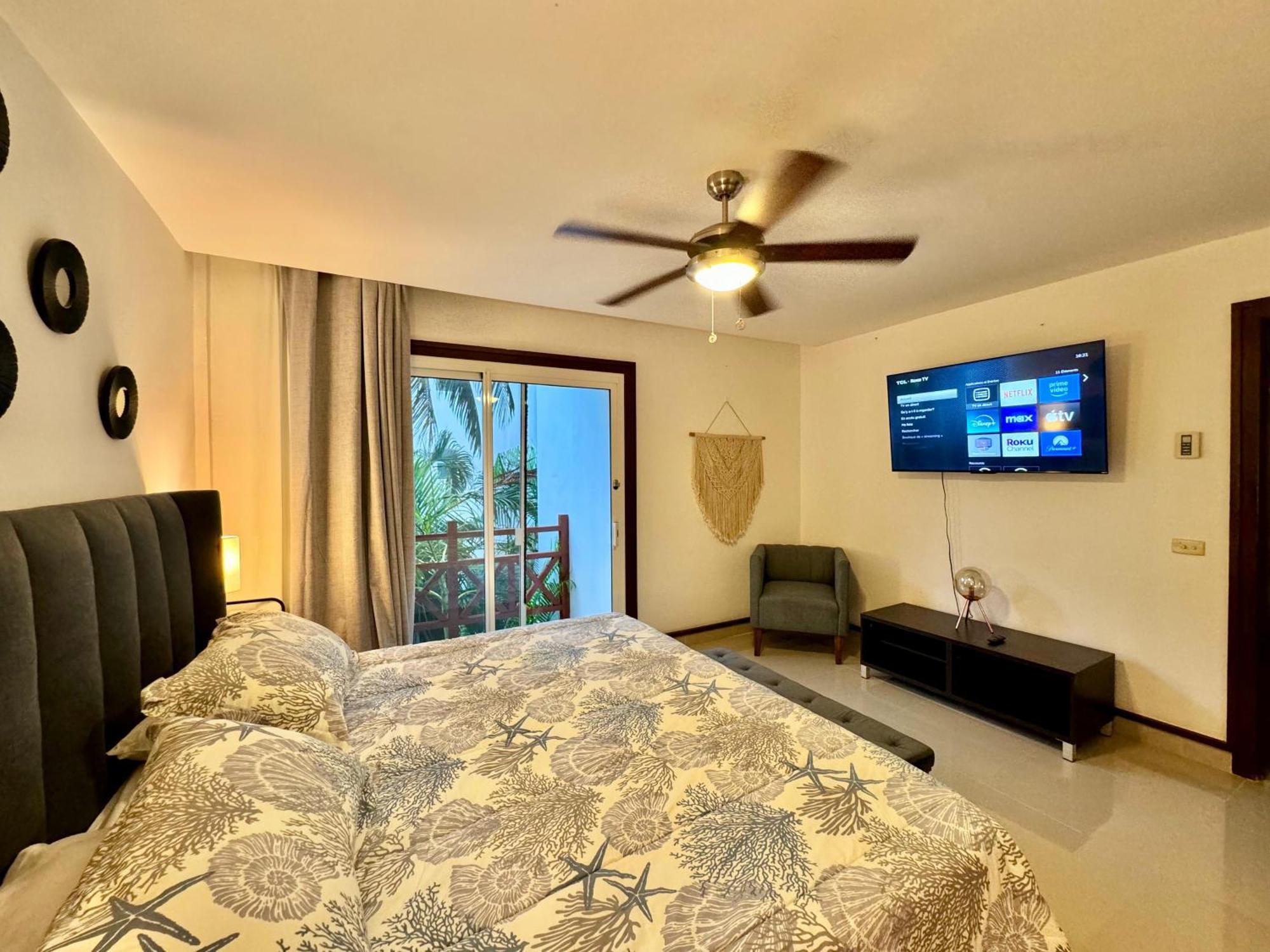 Apartment 3 Bedroom Heart Playa!