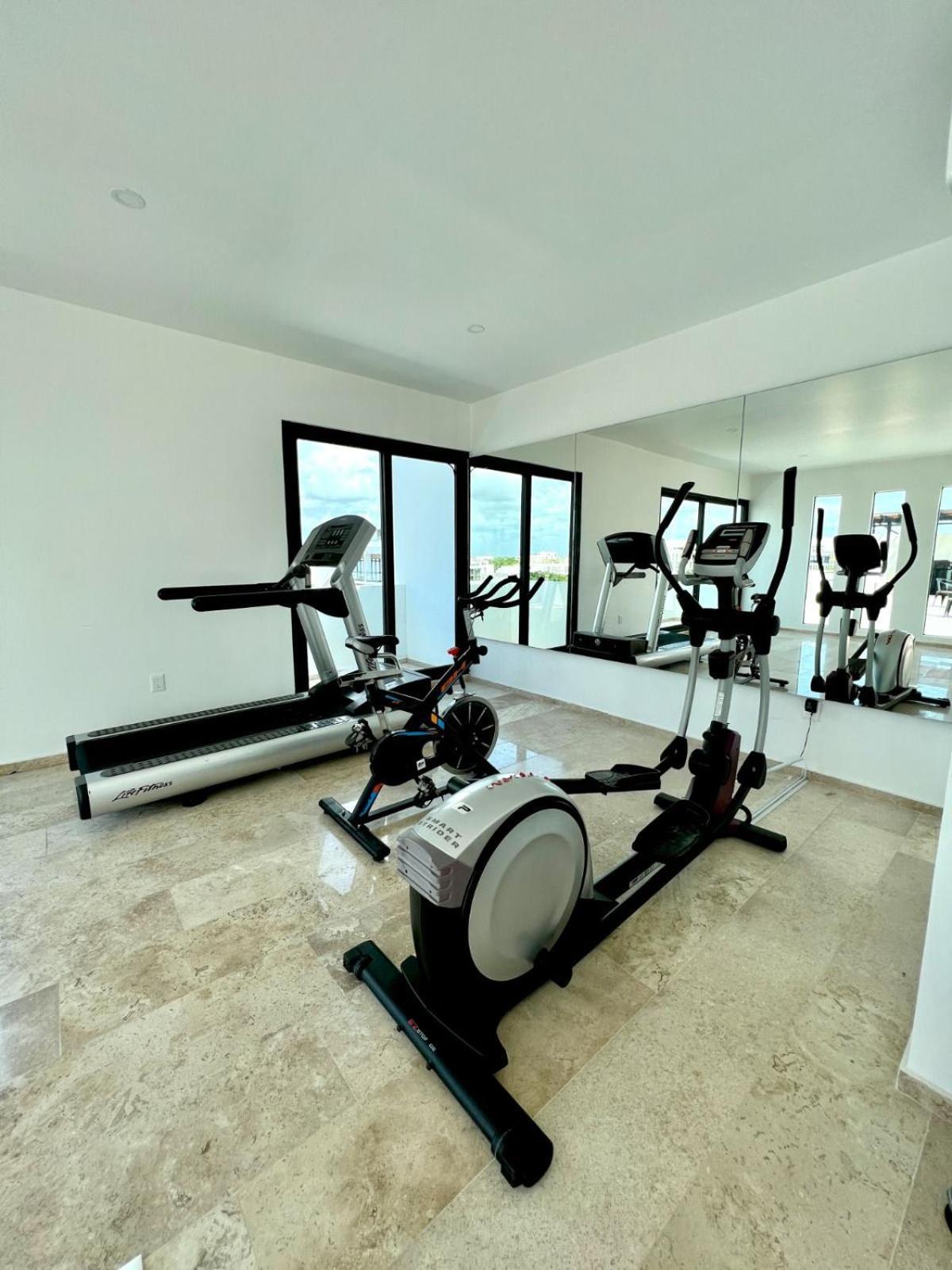 Your Away From In Playa Del Carmen! Apartment *