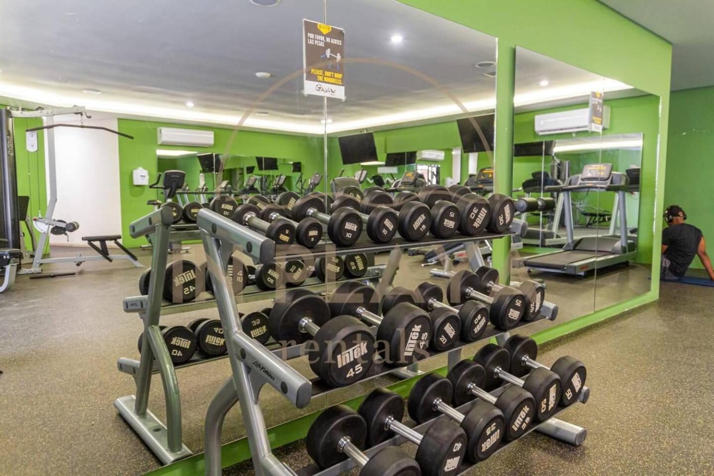 Beautiful 2br Ph, Private Rooftop, Sauna, Gym * Playa del Carmen