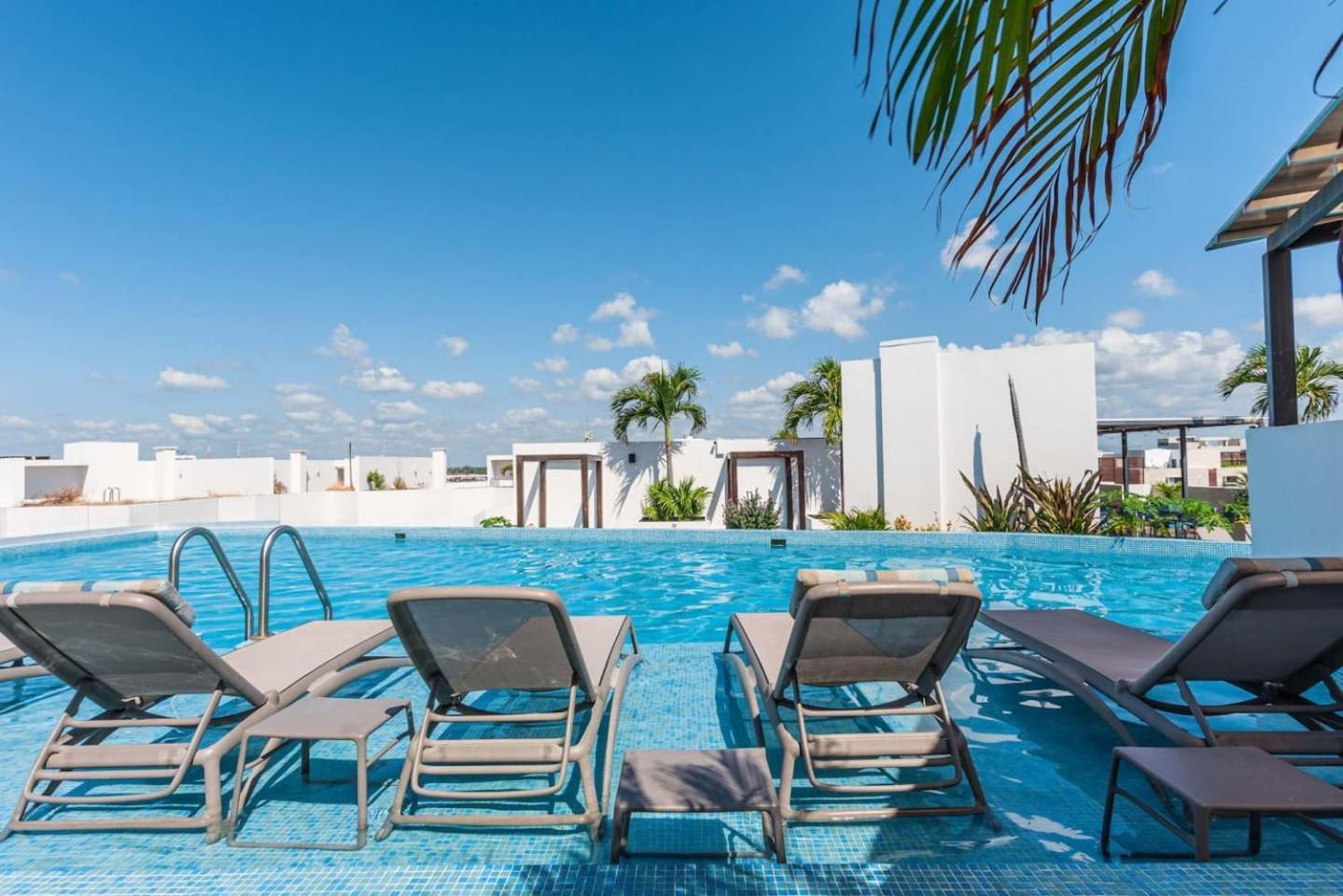Apartment Beautiful 2br Ph, Private Rooftop, Sauna, Gym *