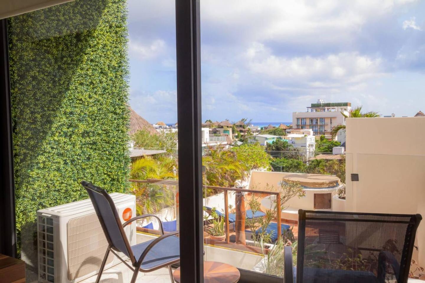 Ocean View From Your 100mb Wifi Location *