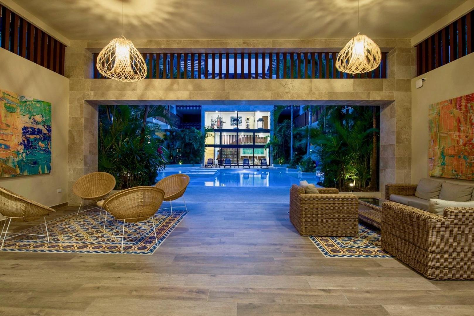 Beautiful Location, Large Pool And Fast 150mg Wifi