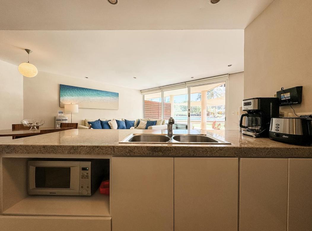 Apartment The Elements 2 Bedrooms Beachfront *