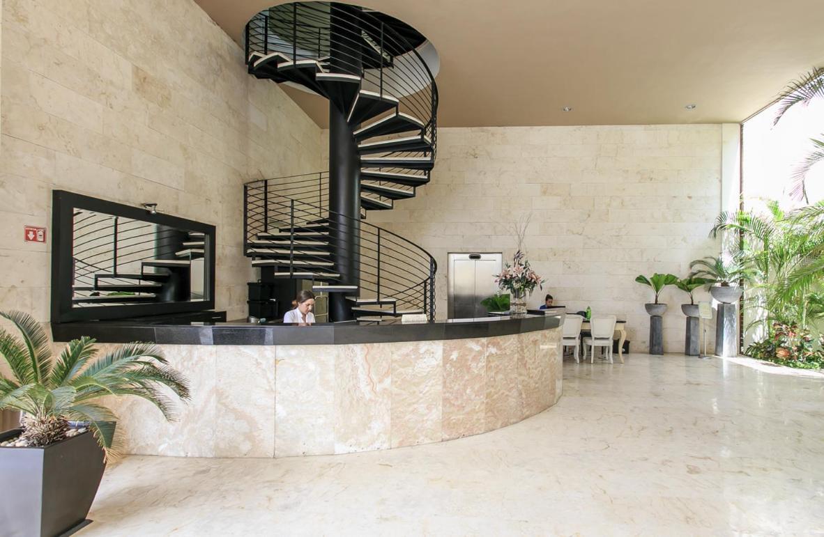 The Elements 2 Bedrooms Beachfront * Playa del Carmen
