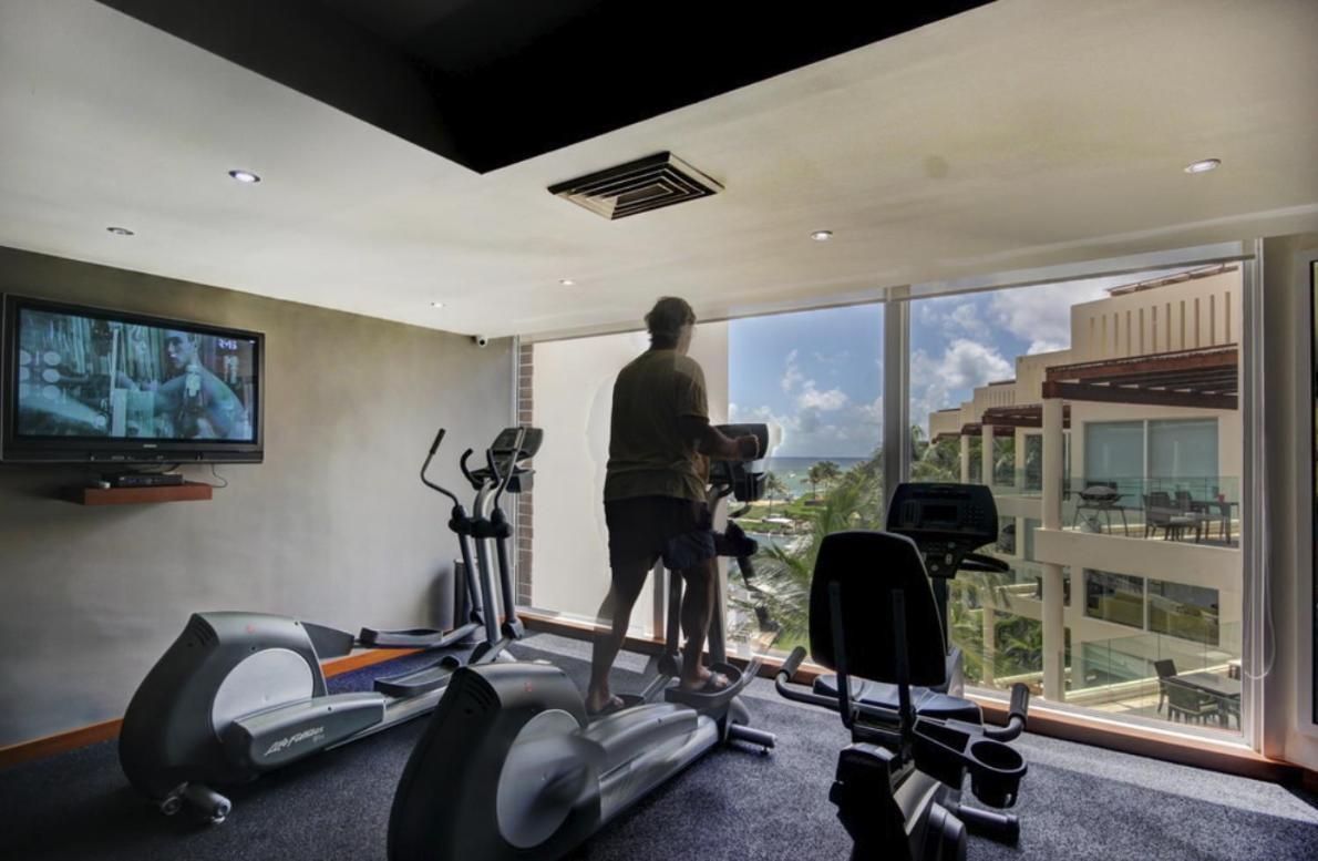 Apartment The Elements 2 Bedrooms Beachfront Playa del Carmen