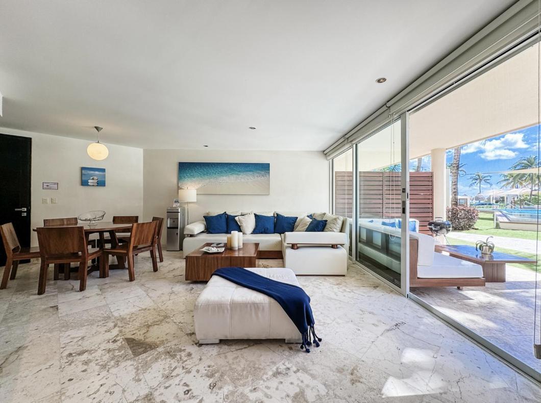The Elements 2 Bedrooms Beachfront *