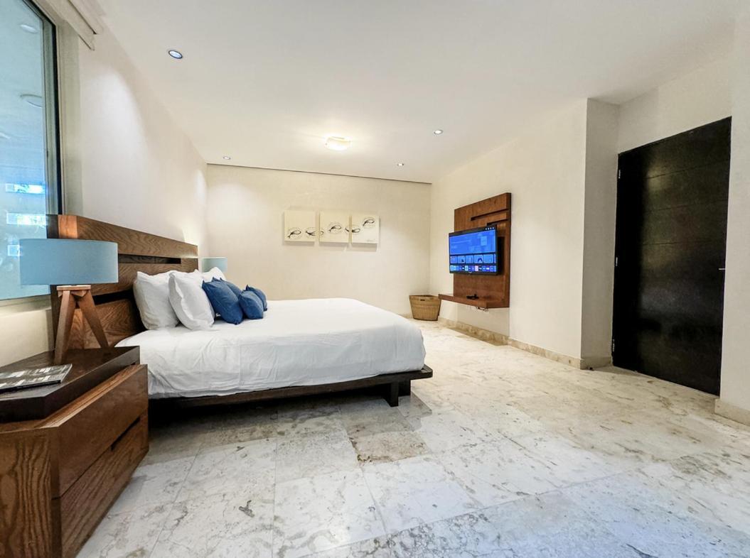 Apartment The Elements 2 Bedrooms Beachfront *