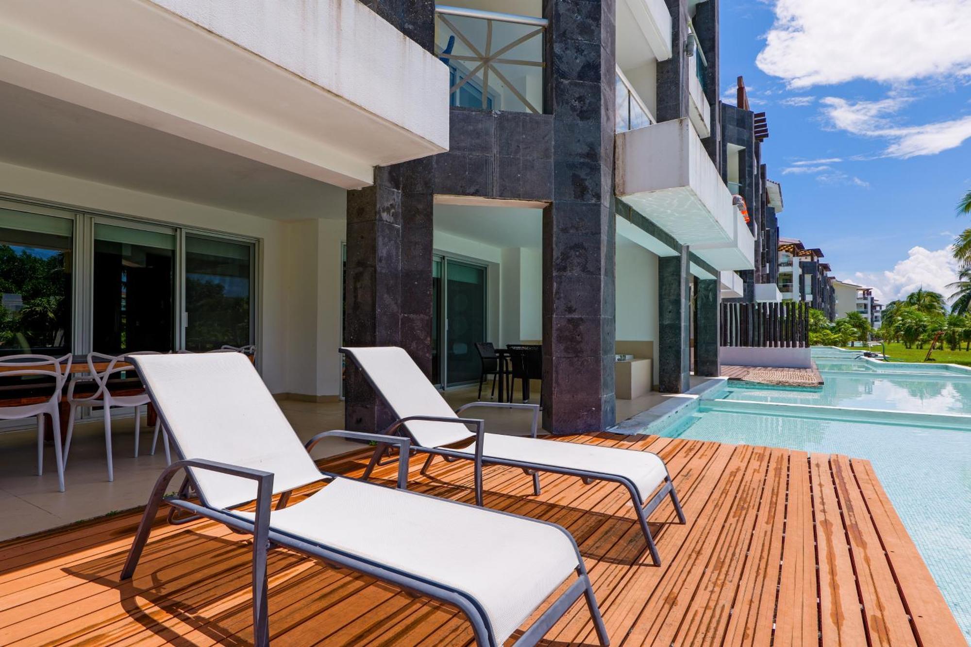 Appartement Seaside Serenity Retreat At Mareazul Norte - 2 Bedroom Playa del Carmen