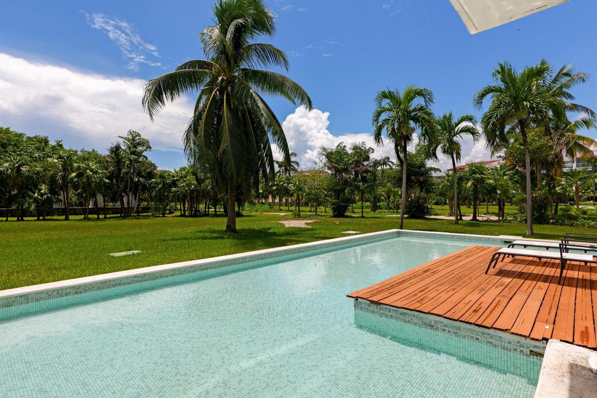 Seaside Serenity Retreat At Mareazul Norte - 2 Bedroom Playa del Carmen