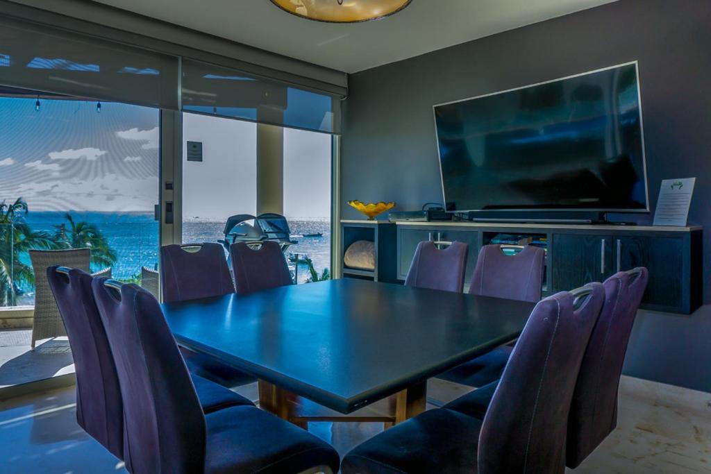 Holiday home Executive Penthouse With Unobstructed Views At The Elements By Bric *