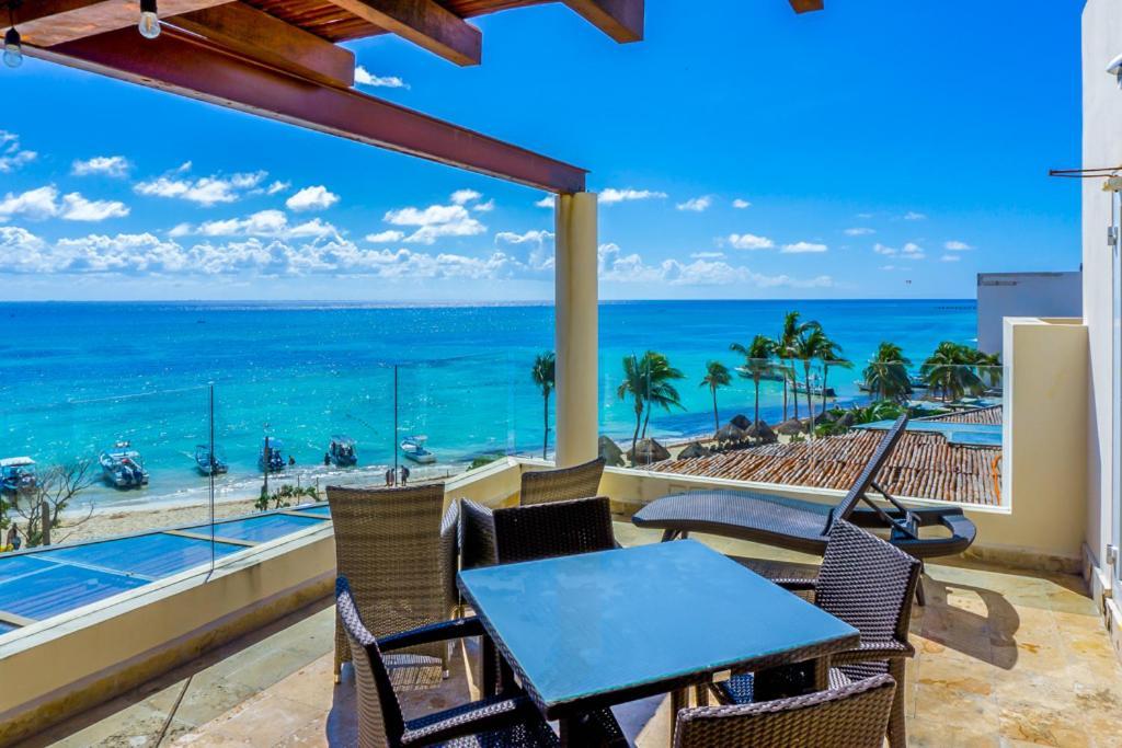 Executive Penthouse With Unobstructed Views At The Elements By Bric Holiday home *