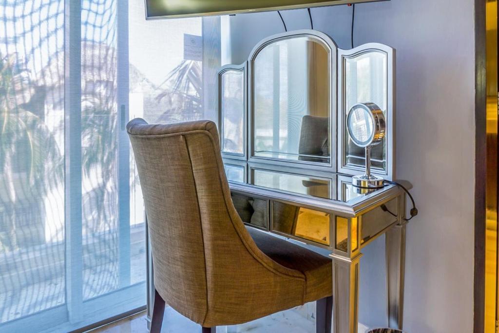 Holiday home Executive Penthouse With Unobstructed Views At The Elements By Bric *