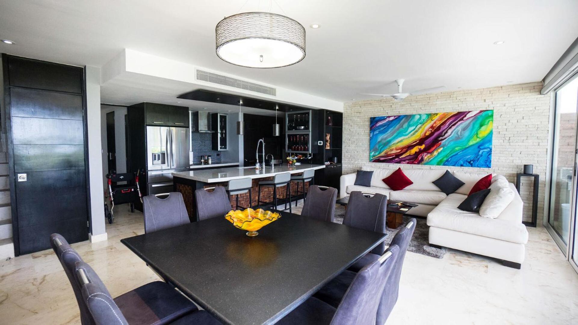 Holiday home Executive Penthouse With Unobstructed Views At The Elements By Bric *