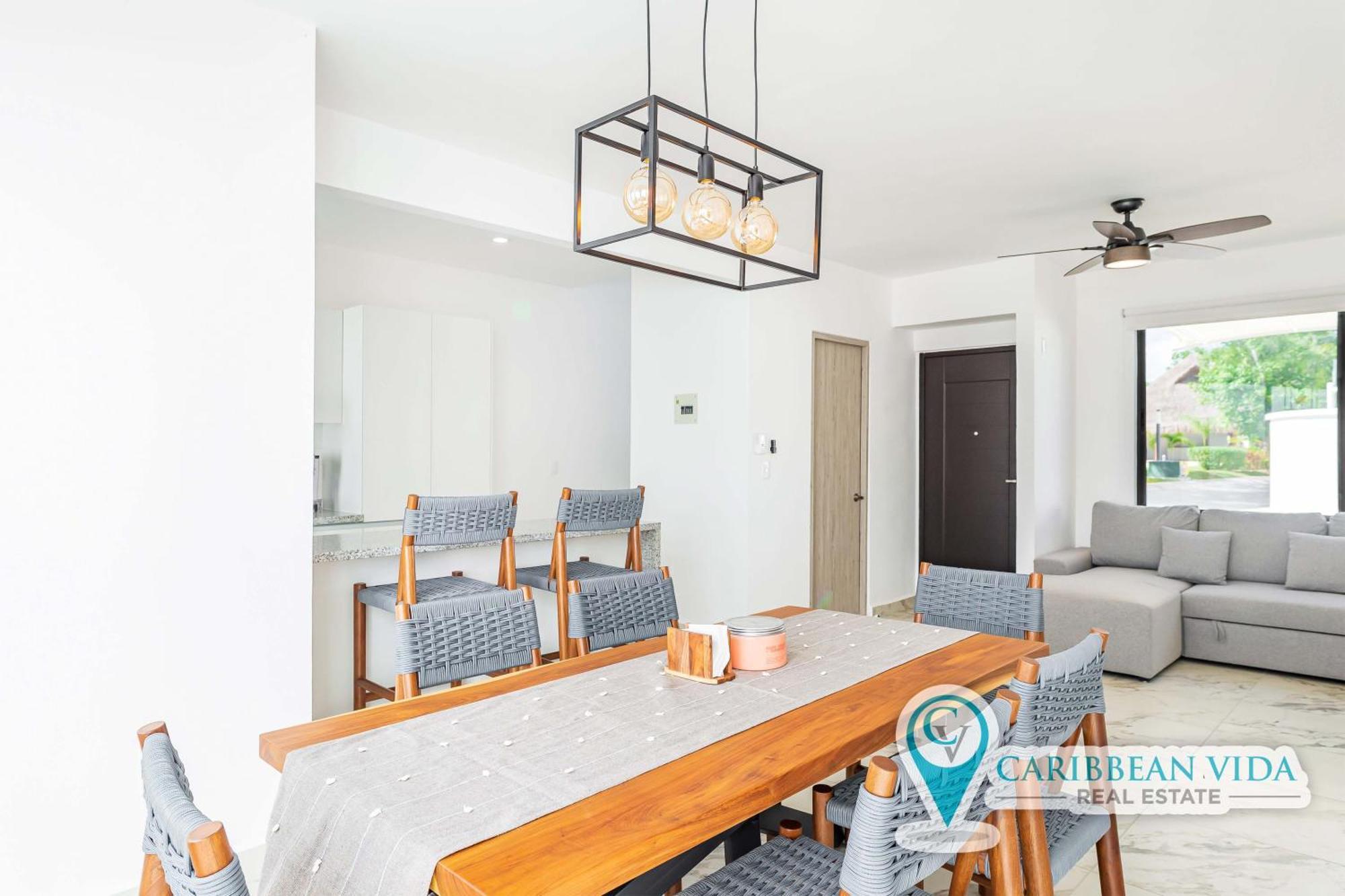 Stylish & Bright Contemporary 3bd I Pool! * Playa del Carmen