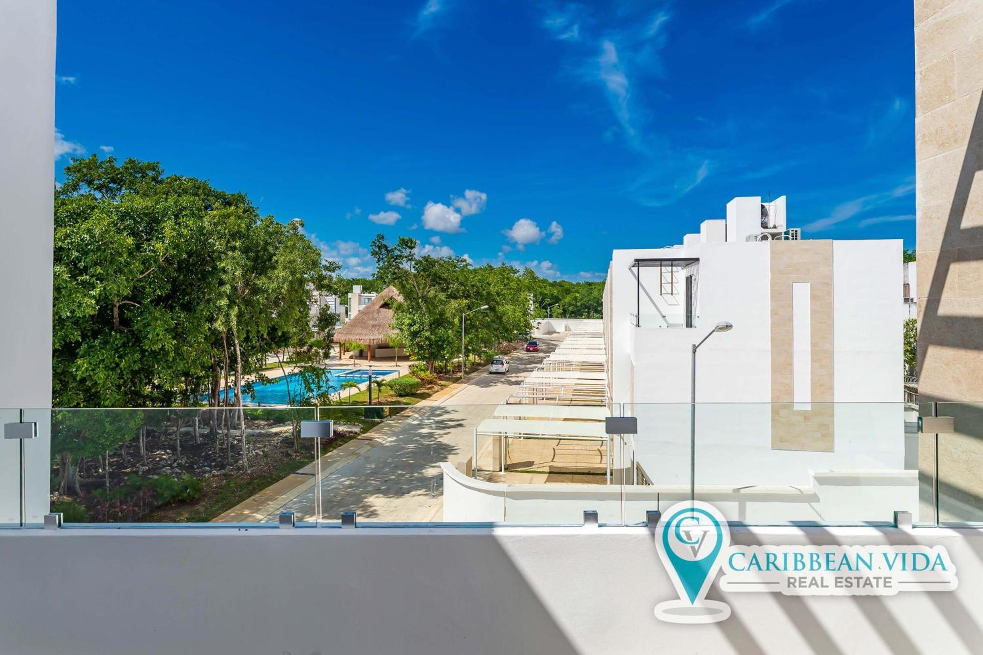 Holiday home Stylish & Bright Contemporary 3bd I Pool!