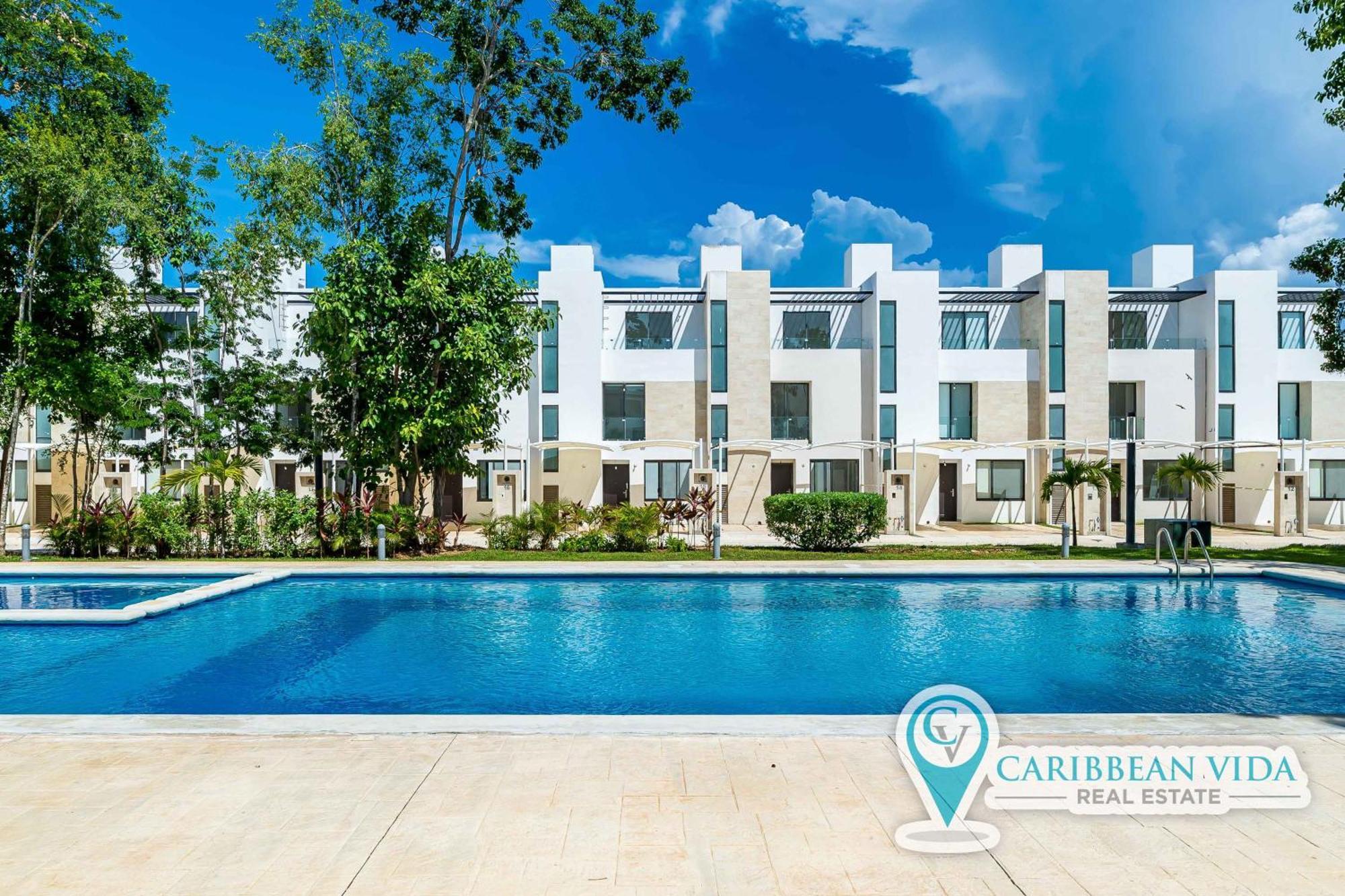 Stylish & Bright Contemporary 3bd I Pool! Holiday home Playa del Carmen