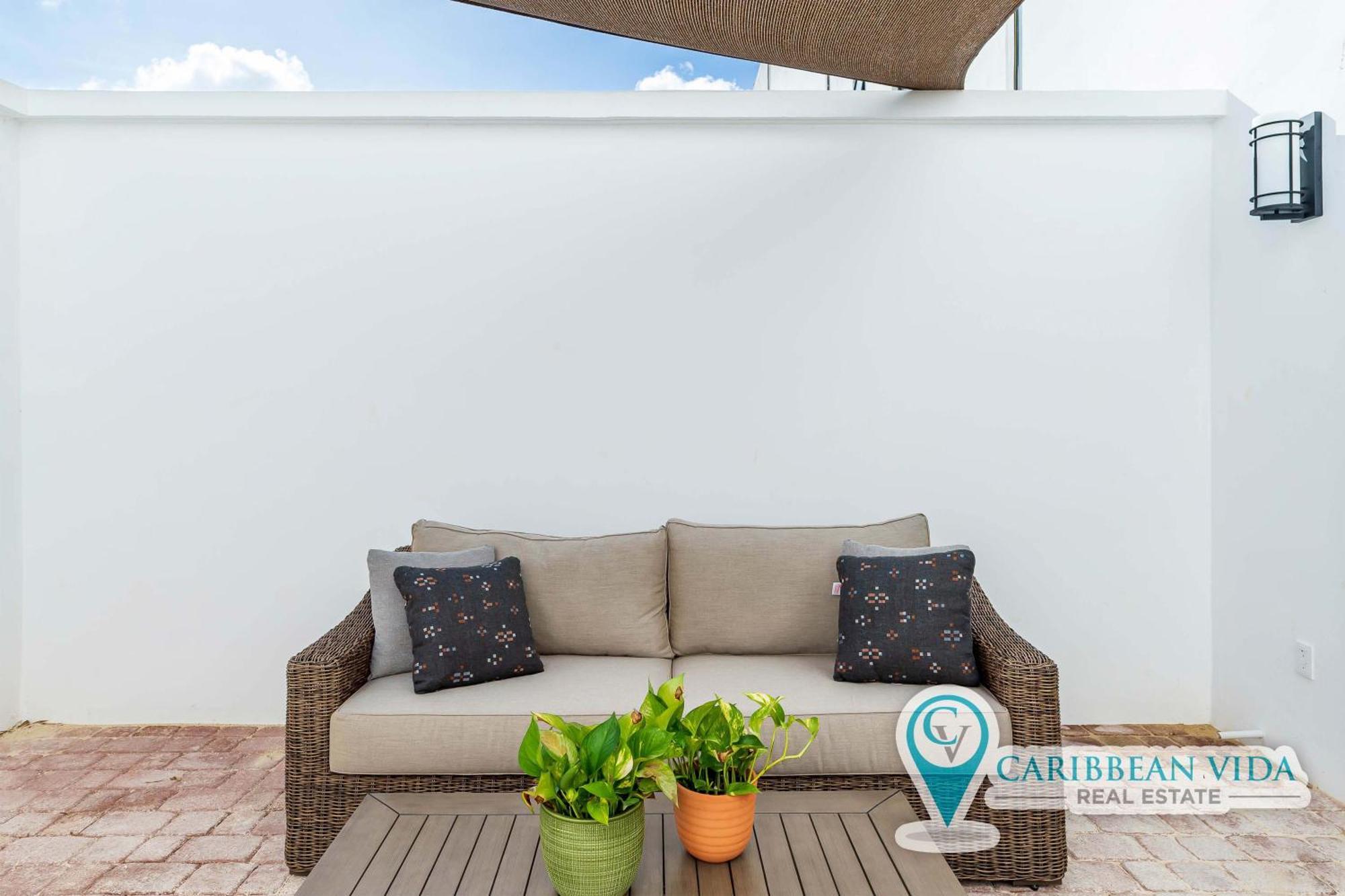 Stylish & Bright Contemporary 3bd I Pool! Holiday home