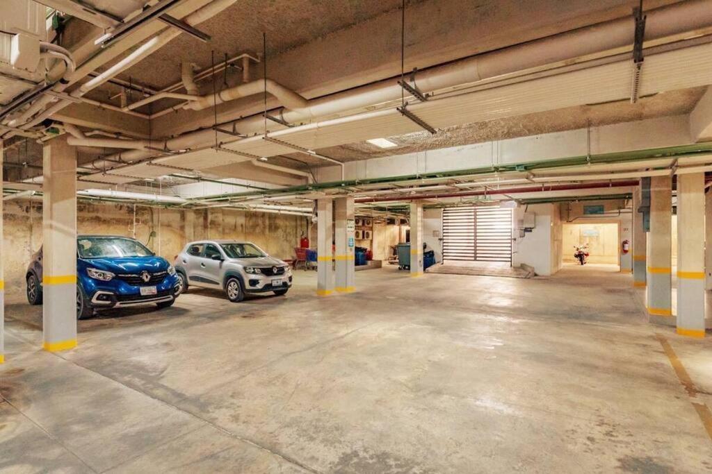 At Icono 3 Bedrooms Close 5th Apartment