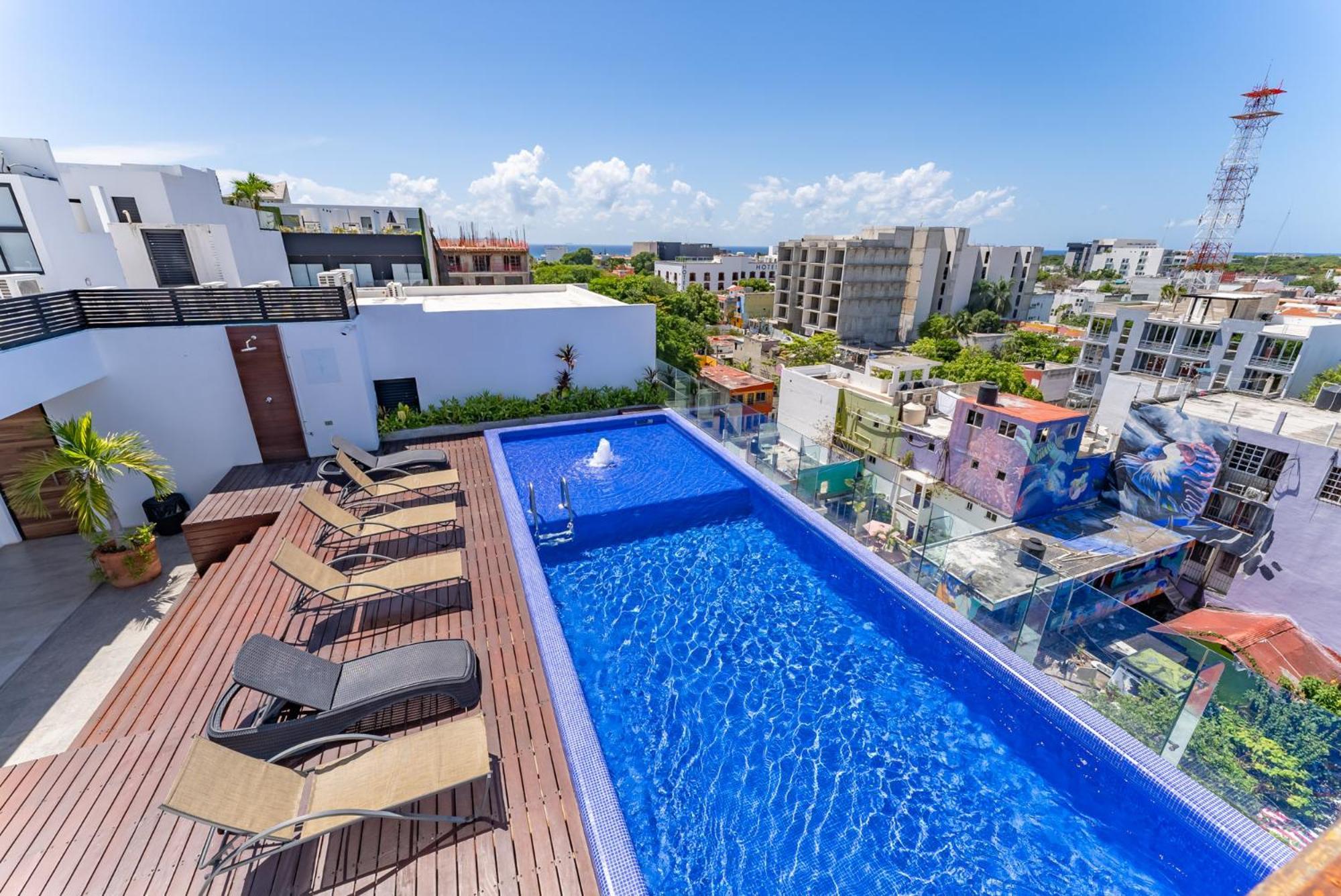At Icono 3 Bedrooms Close 5th
