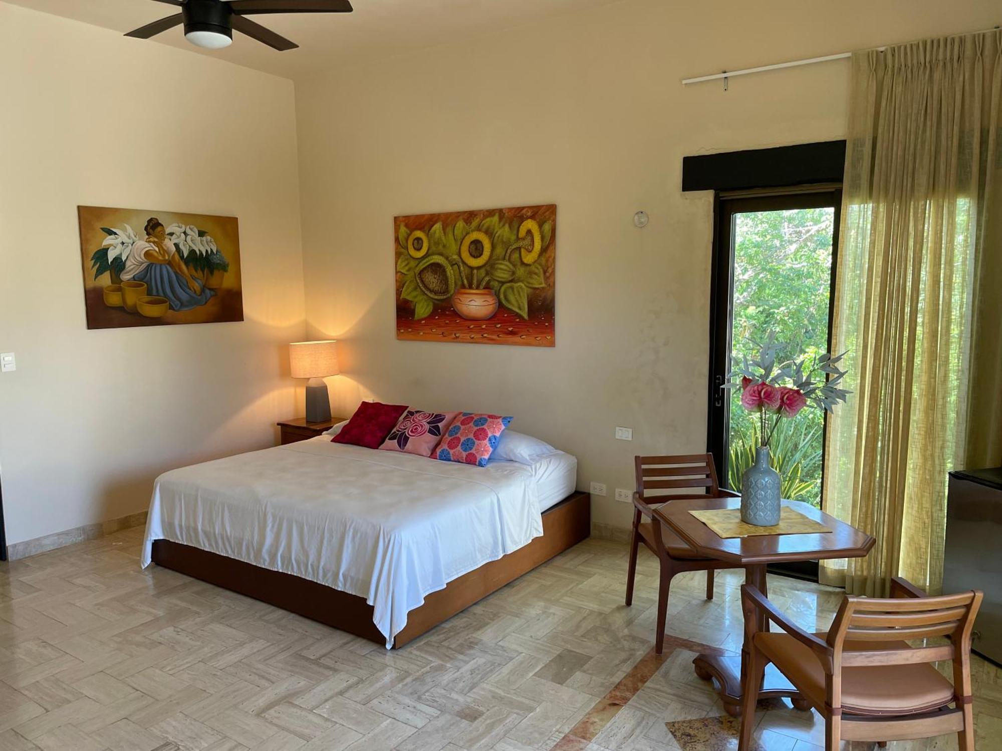 Guest house Real Escondida *