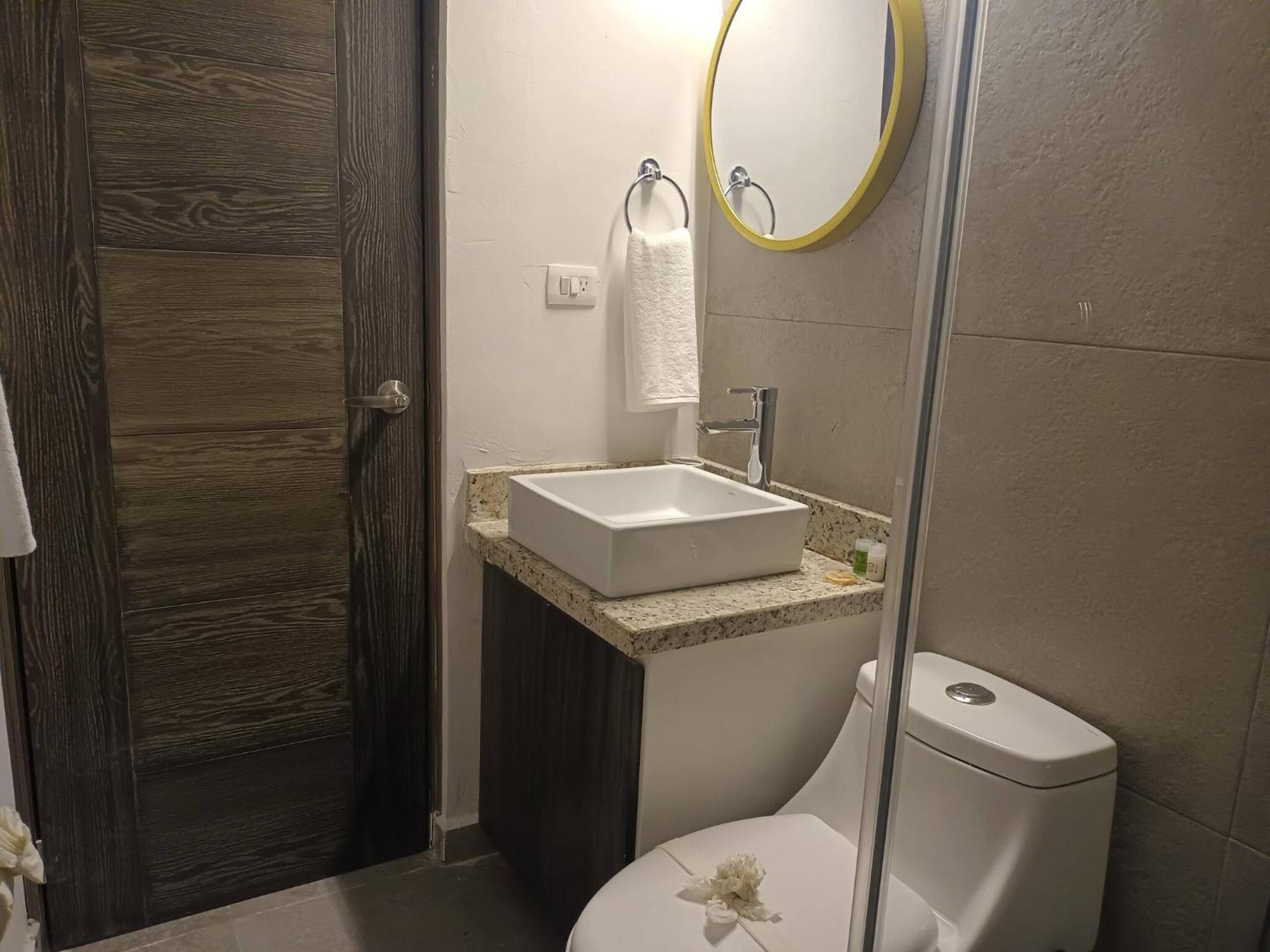Apartment Beautiful Very Close To The And 5th Avenue
