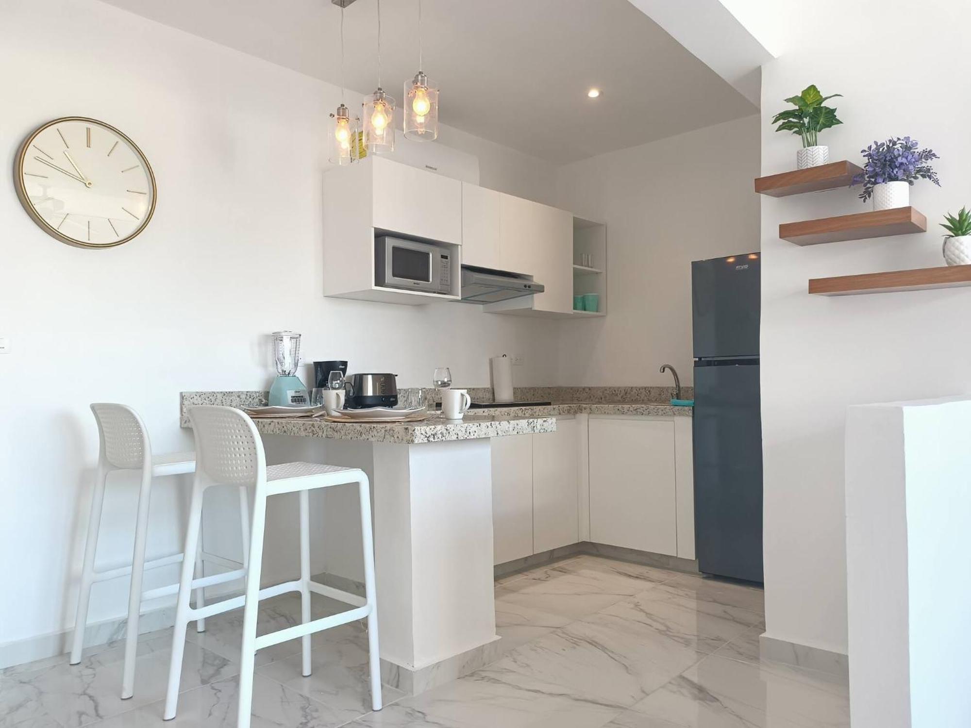 Apartment Beautiful Very Close To The And 5th Avenue *