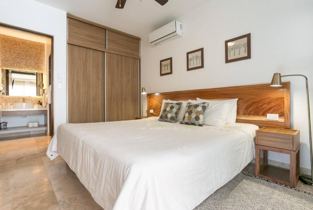 Stylish Condo, Location & Impressive Pools Apartment Playa del Carmen