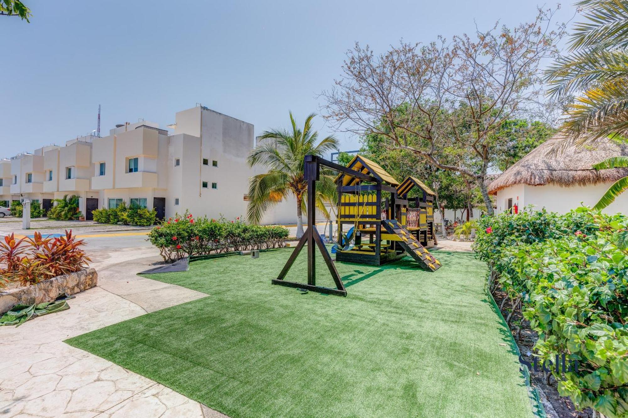 Appartement Private Roof With Bbq Shared Pool And Playground