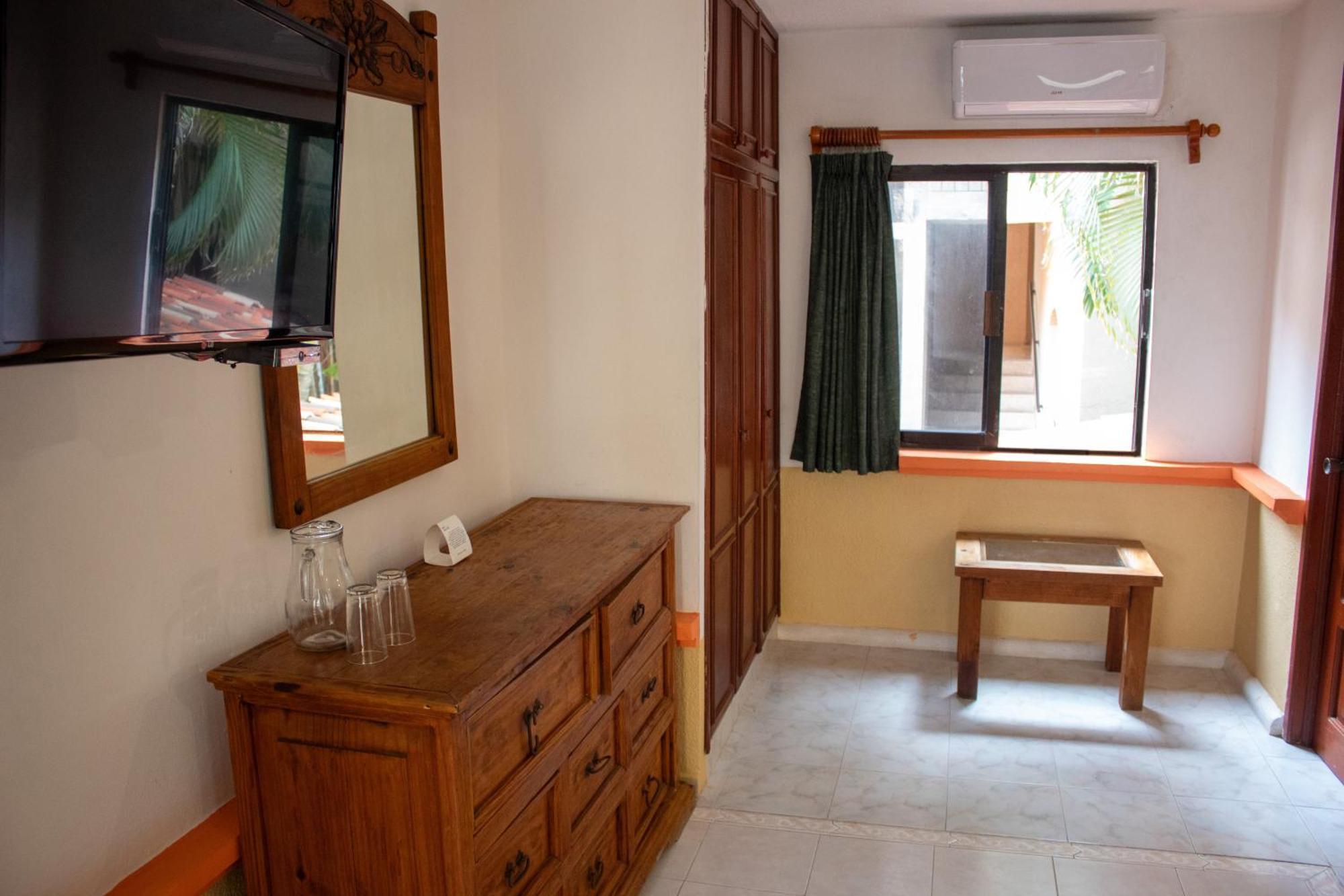 Hotel Vista Caribe 5ta Av A 5 Pasos De La Playa 3*