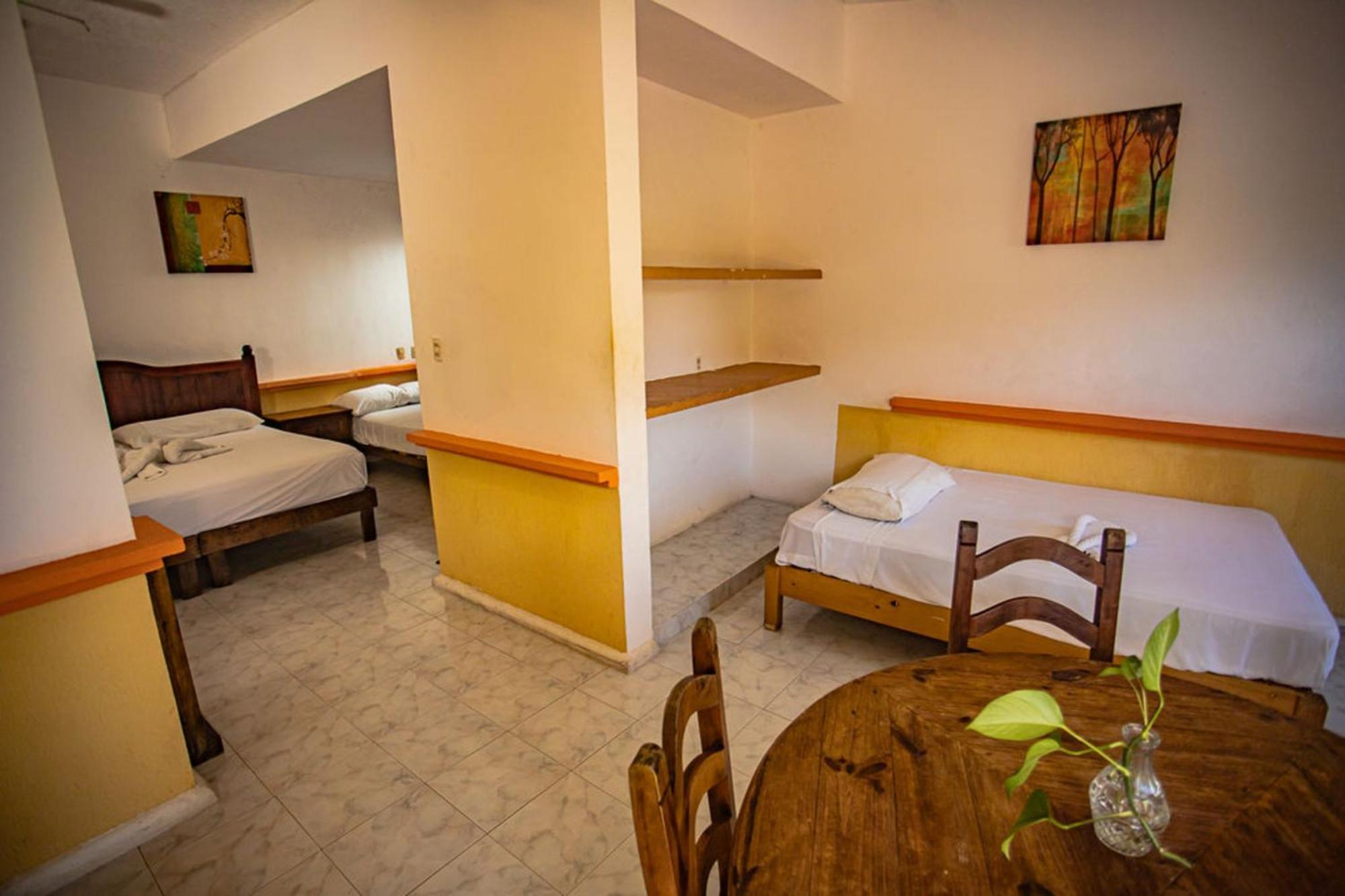 Hotel Vista Caribe 5ta Av A 5 Pasos De La Playa 3*