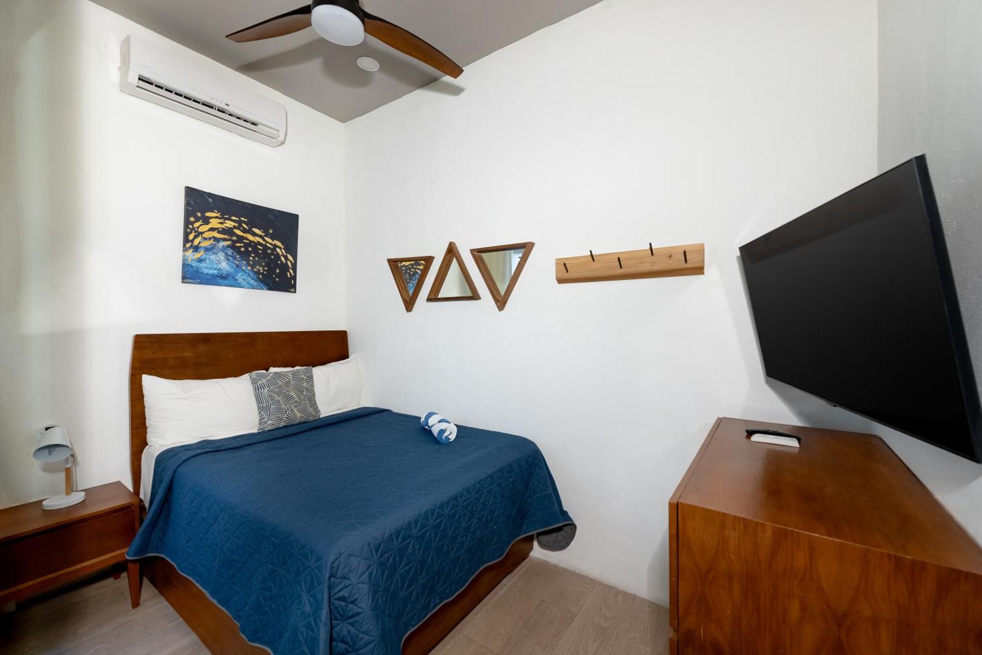 Private Pool 3bd 3ba Sleeps 8 Apartment