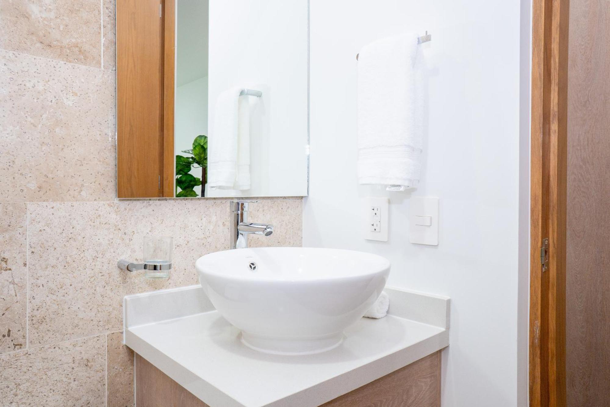 Menesse Town Tower 203 Apartment Playa del Carmen