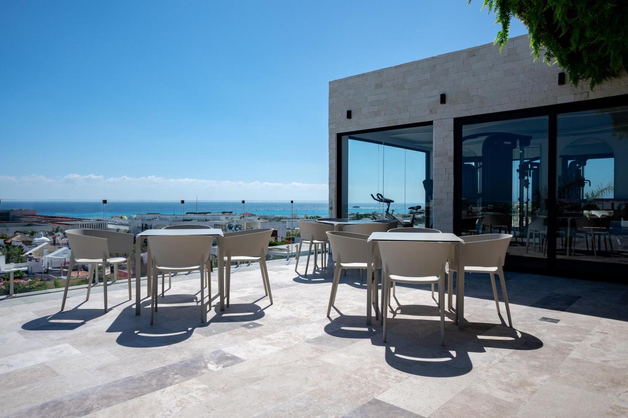 Apartment Menesse Town Tower 203