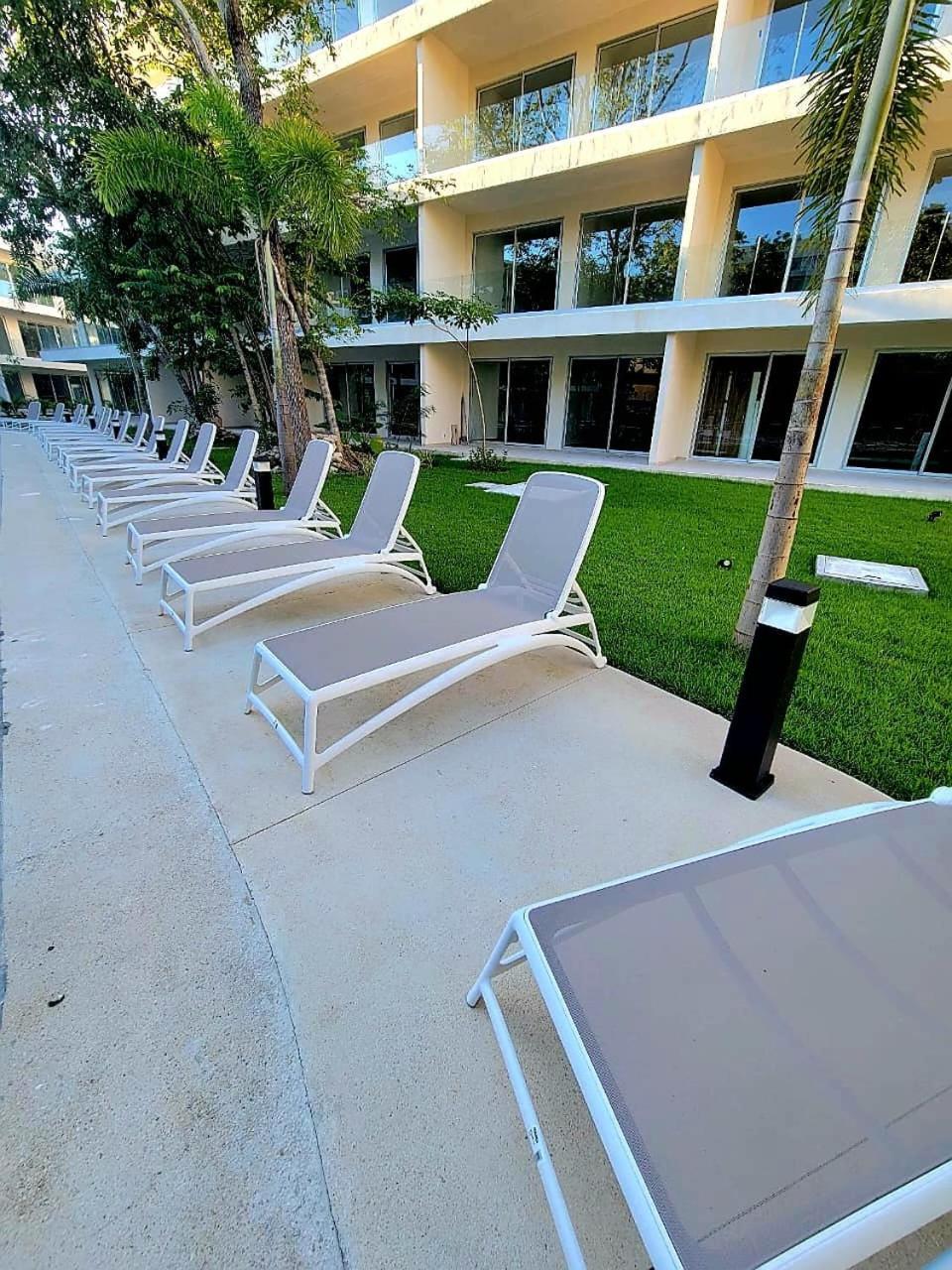 Modern Playacar With Poolside Views & Nature Apartment Playa del Carmen