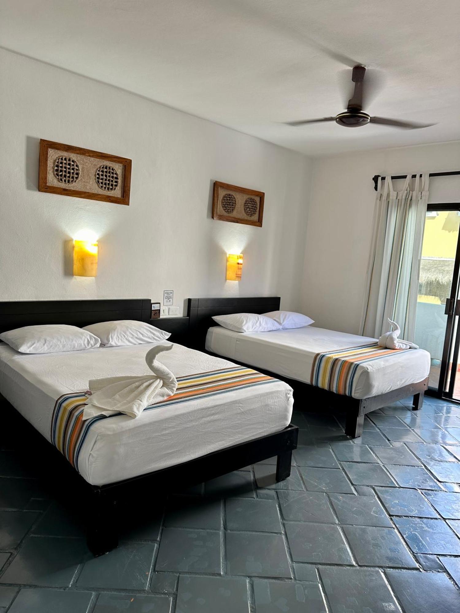 Plaza Nardos Hotel
