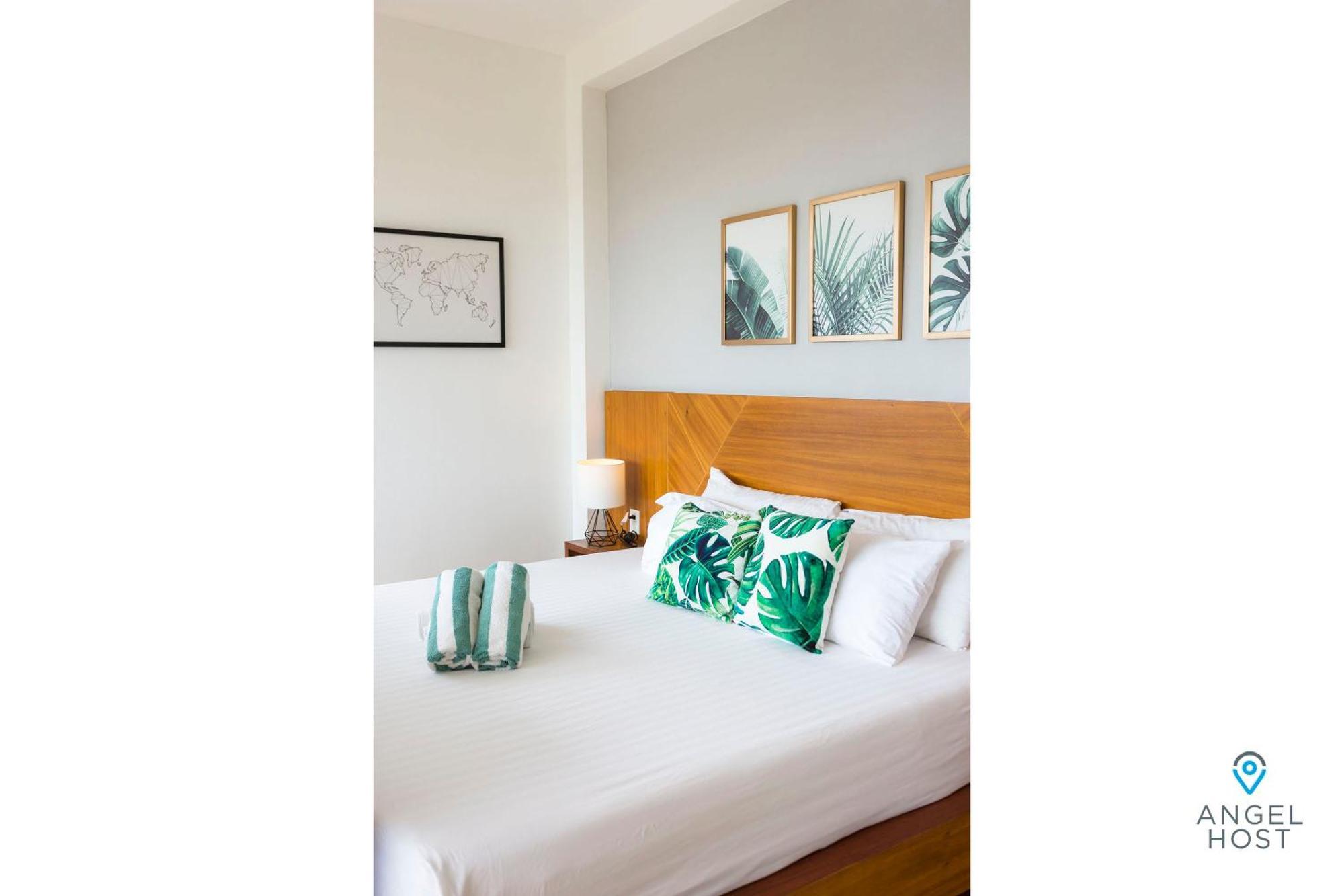 Tranquil Oceanview Rooftop Pool Gym W&d Apartment