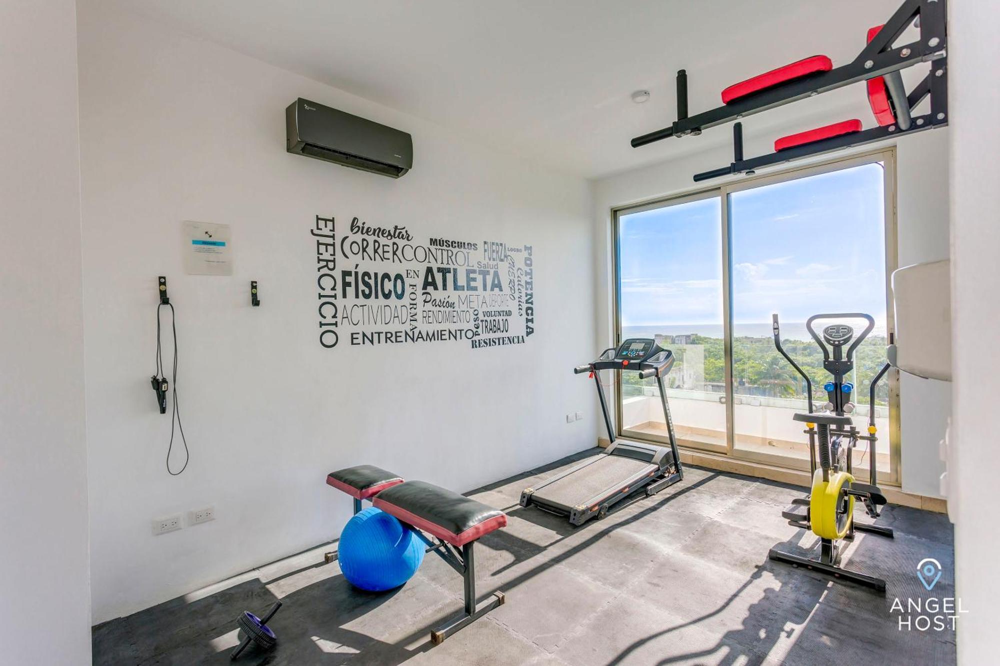 Tranquil Oceanview Rooftop Pool Gym W&d Apartment Playa del Carmen