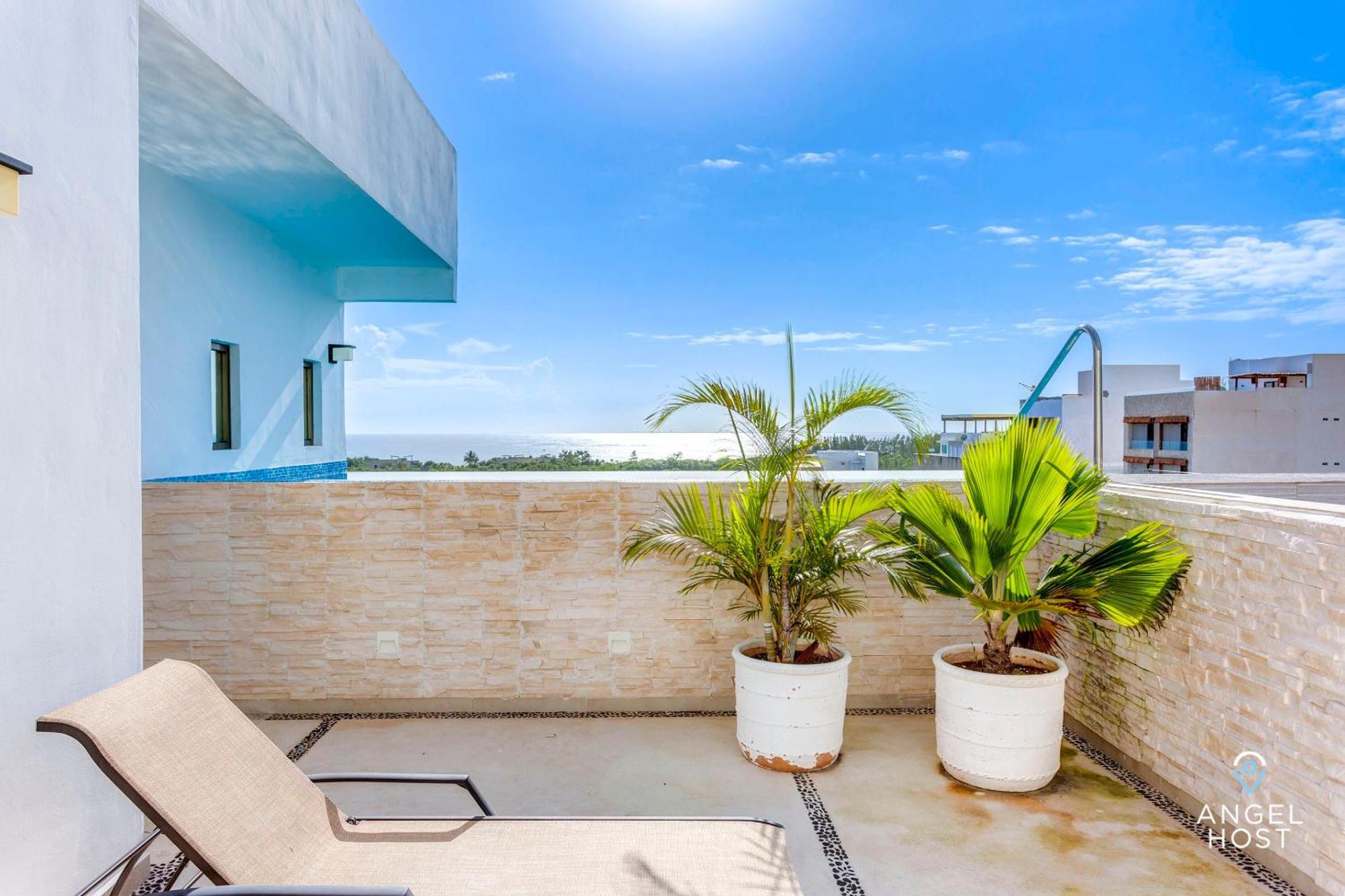 Apartment Tranquil Oceanview Rooftop Pool Gym W&d Playa del Carmen