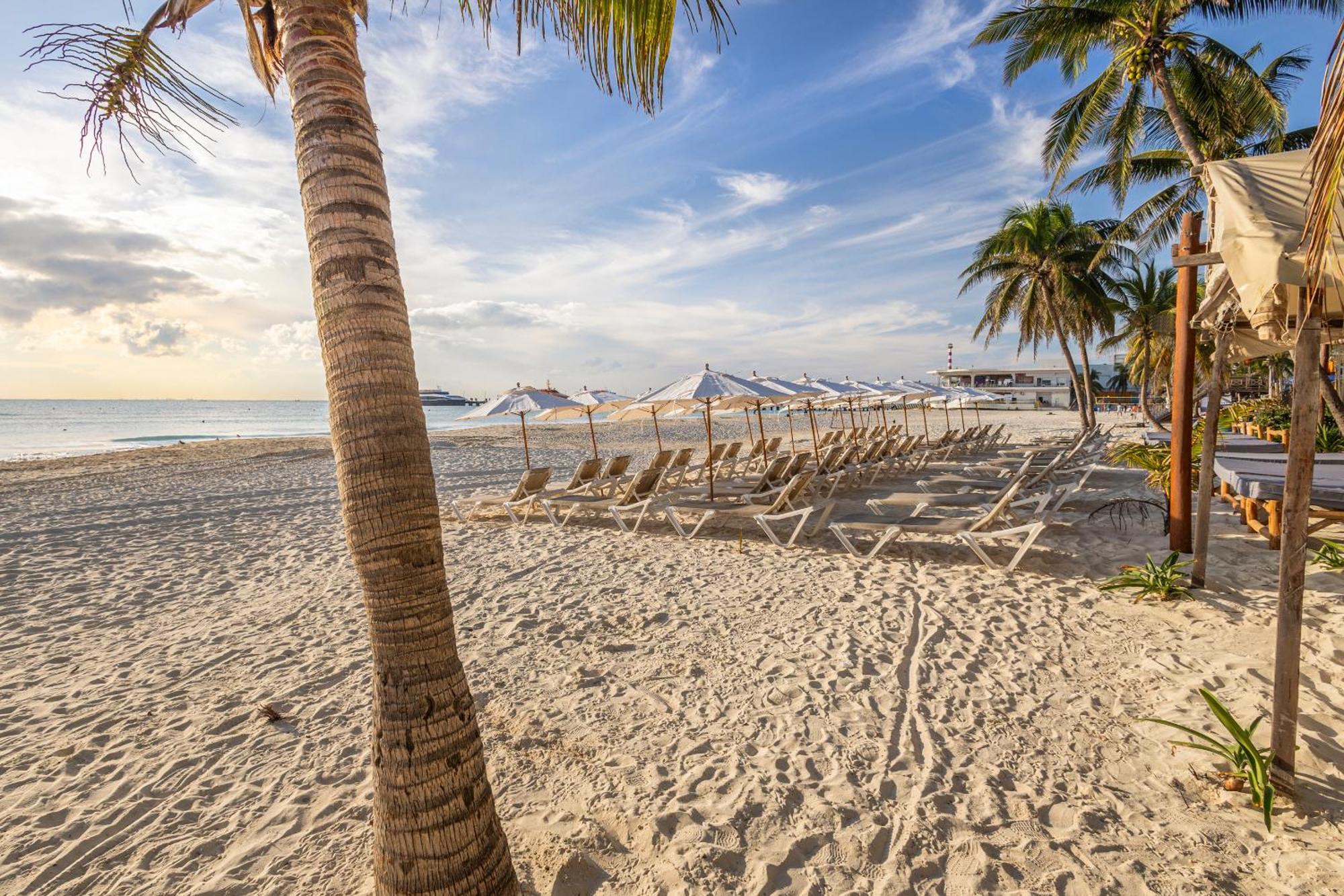 Areia - Beach Front Boutique