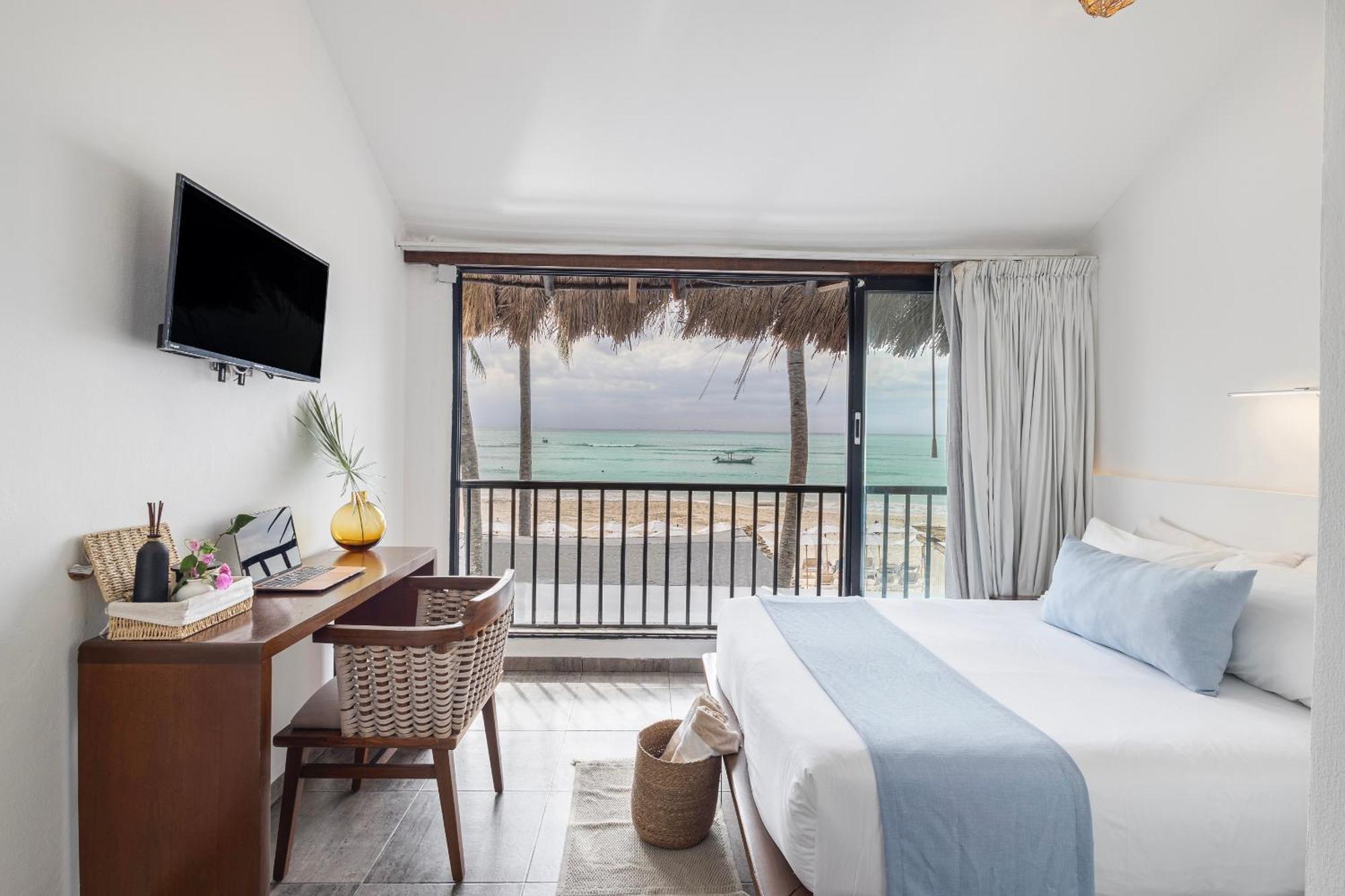 Areia - Beach Front Boutique Hotel 4*