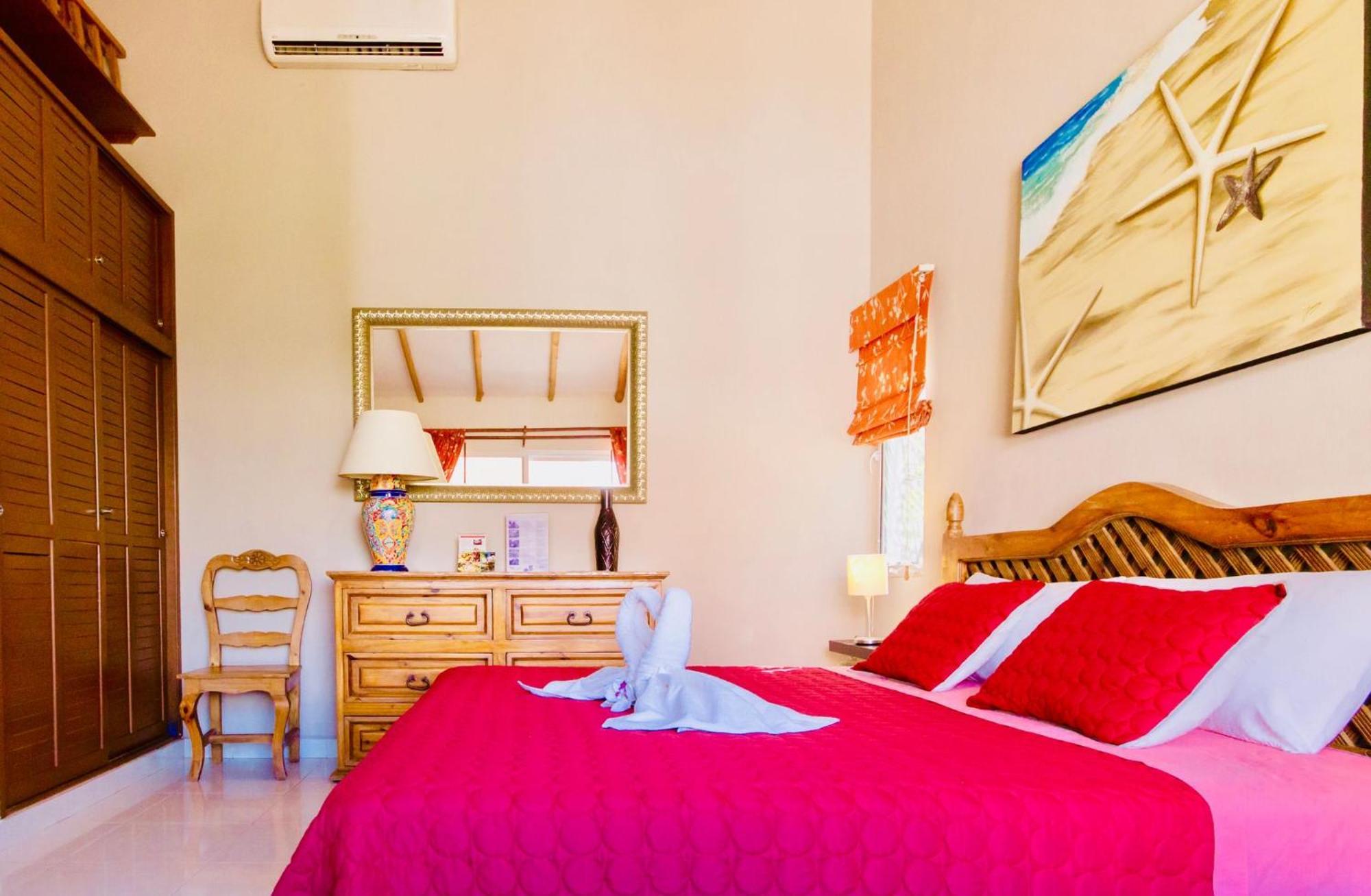 Executive Budget With Swimming Pool Air Conditioning And Parking *