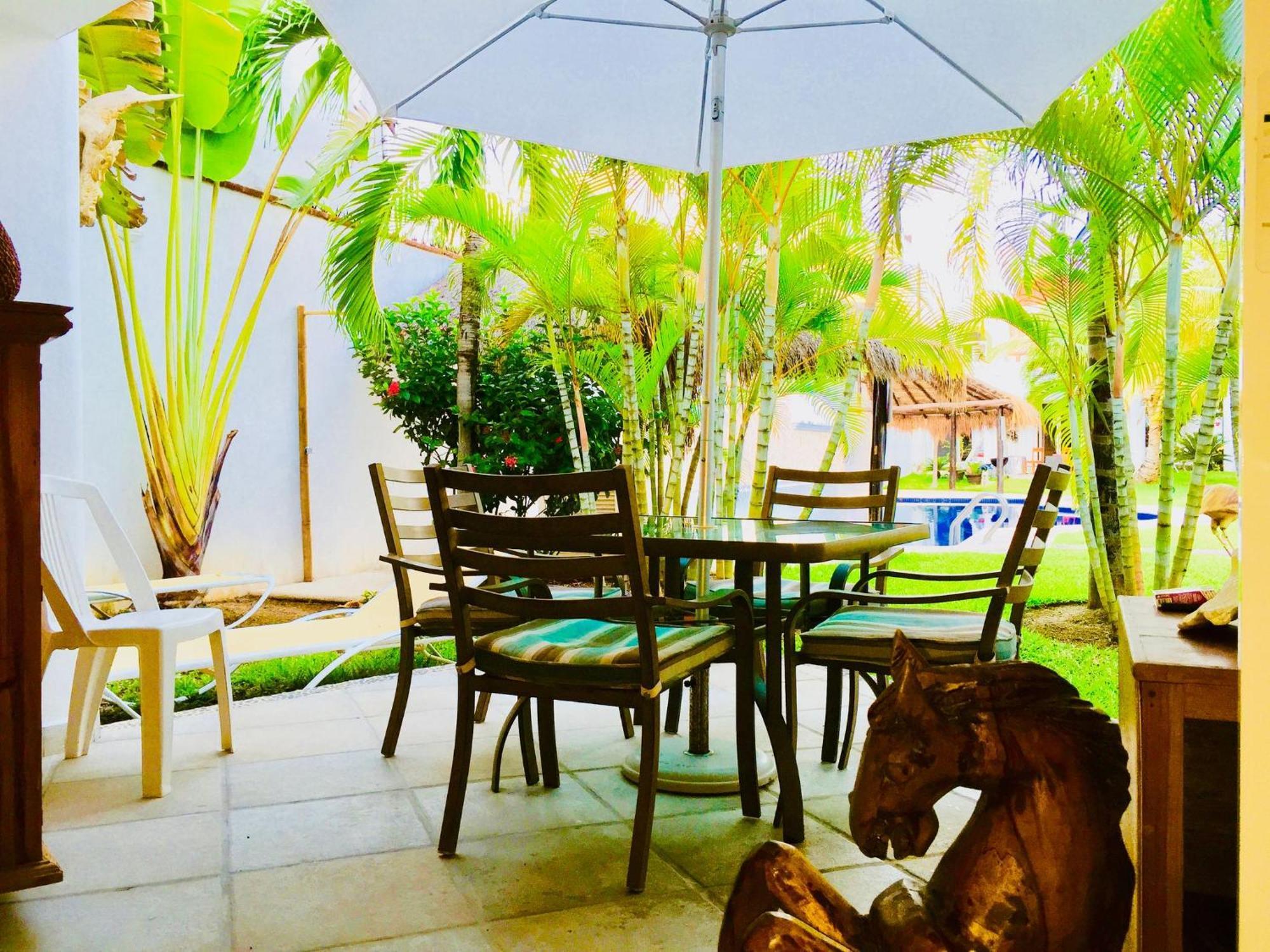 Executive Budget With Swimming Pool Air Conditioning And Parking Guest house *