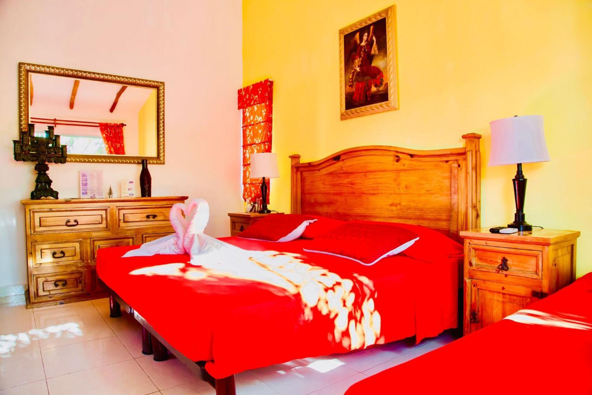 Executive Budget With Swimming Pool Air Conditioning And Parking *