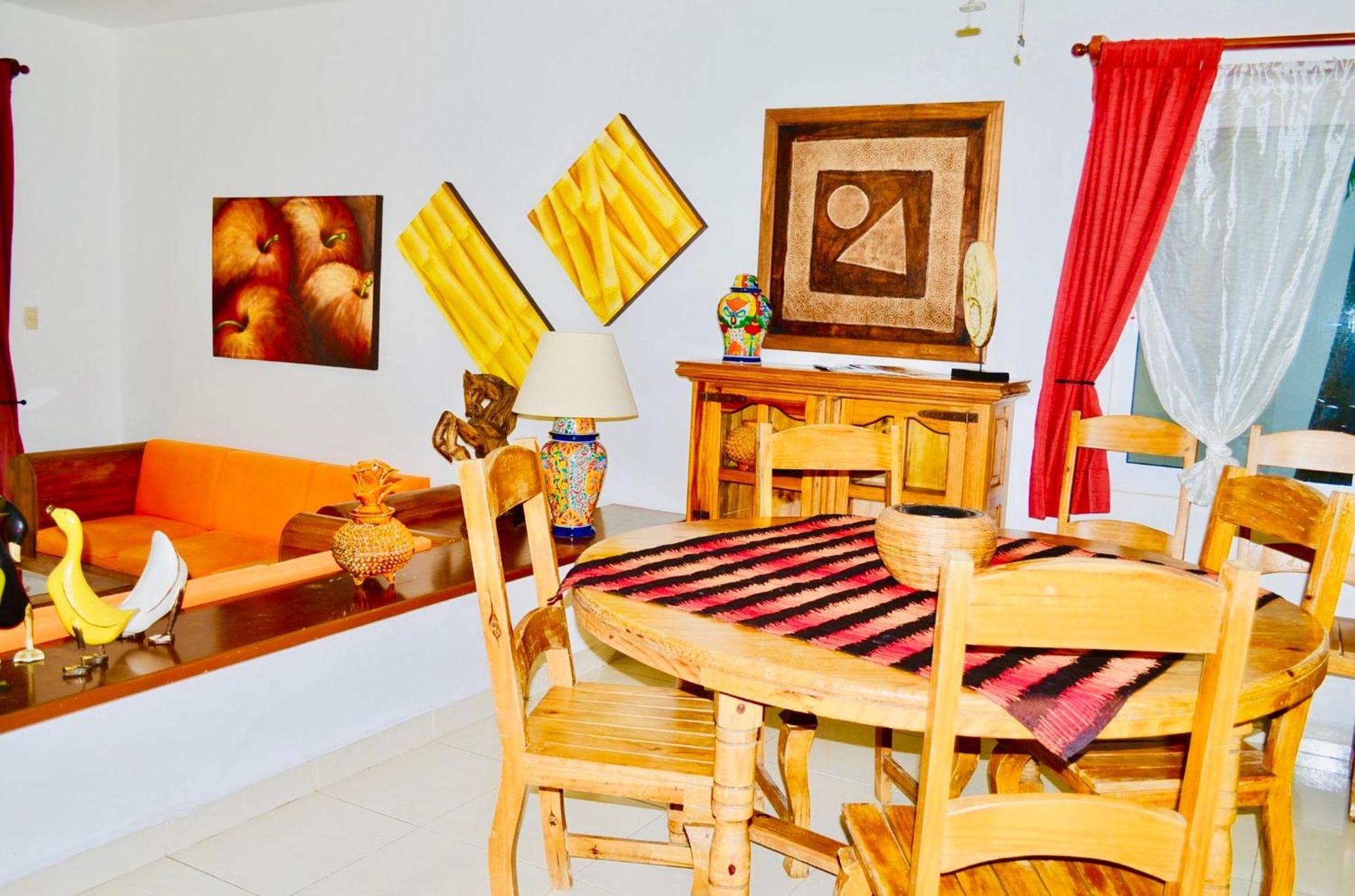 Executive Budget With Swimming Pool Air Conditioning And Parking * Playa del Carmen