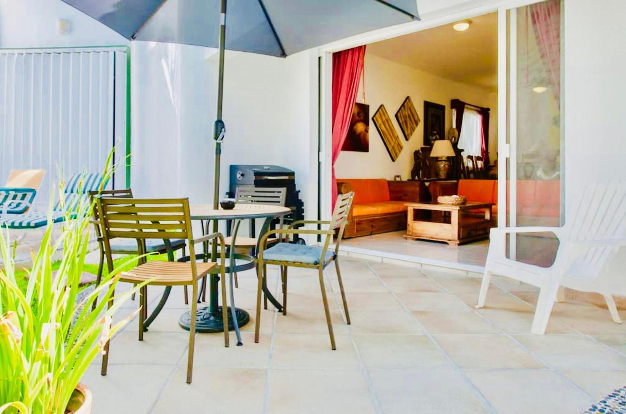Guest house Executive Budget With Swimming Pool Air Conditioning And Parking *